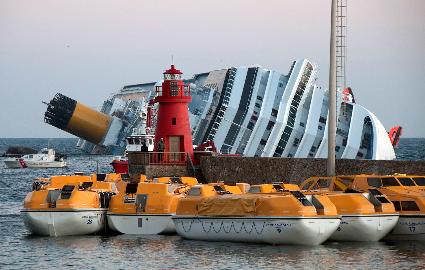Катастрофа Коста Конкордии / Inside Costa Concordia: Voices of disaster  (2012) SATRip